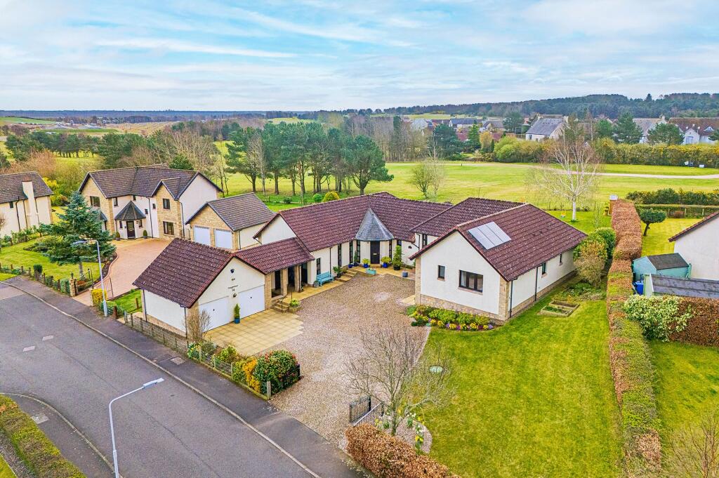 Main image of property: Craigrossie, 14 Comerton Place, Drumoig, Leuchars