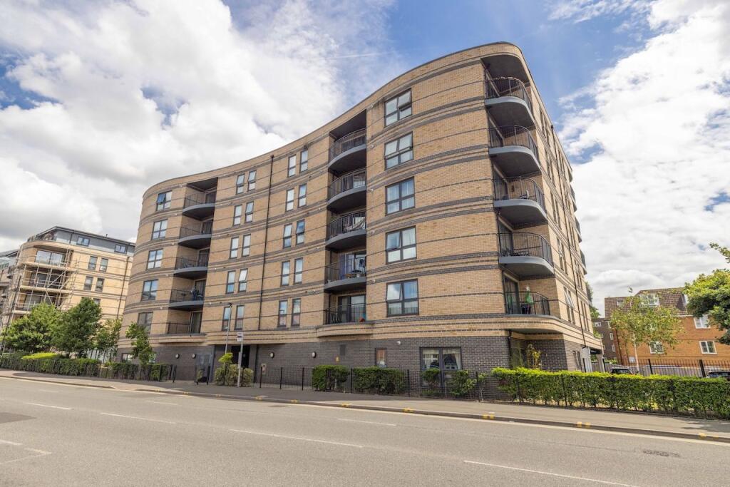 Main image of property: Windsor Road, Slough, SL1