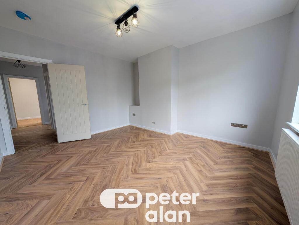 House in Porthcawl, Nottage - View 2