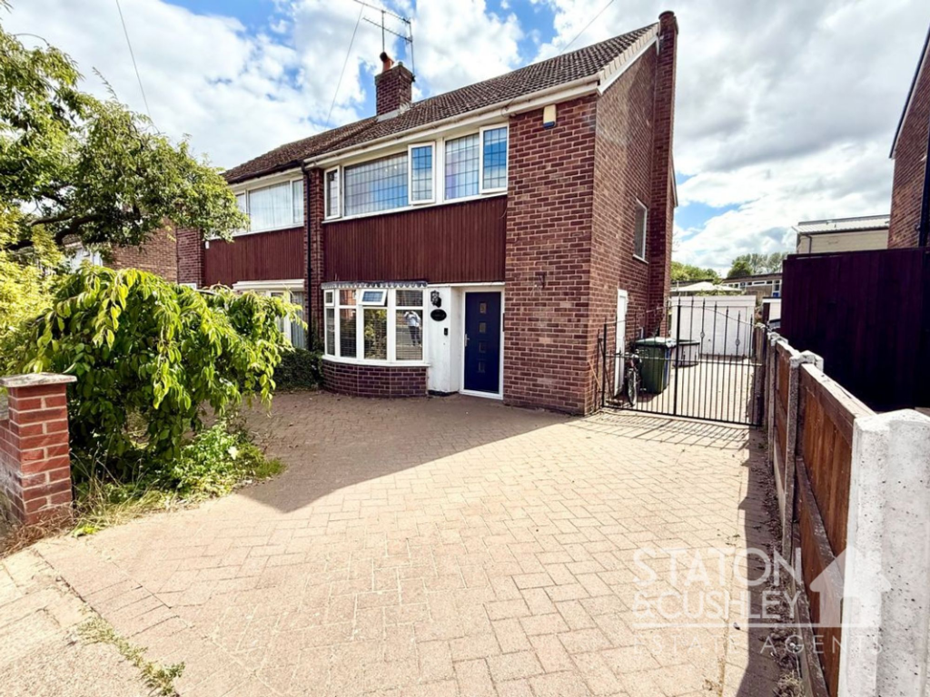 Main image of property: Fairholme Drive, Mansfield, NG19