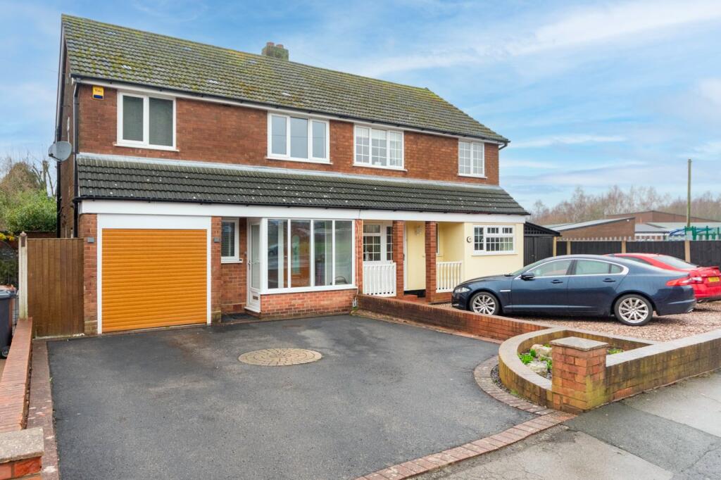 Main image of property: Narrow Lane, Brownhills, Walsall, WS8