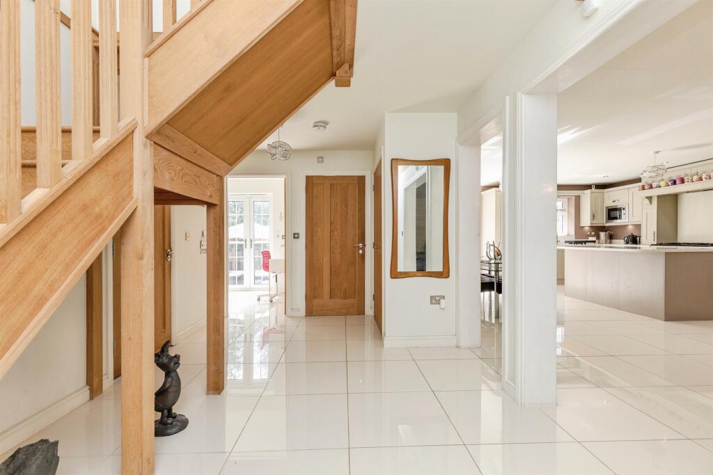 House in Hastings, Filsham - More