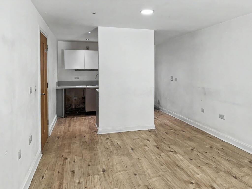 Apartment 252 Southside, St. John's Walk, Birmingham, West Midlands, B5 4TL - View 2