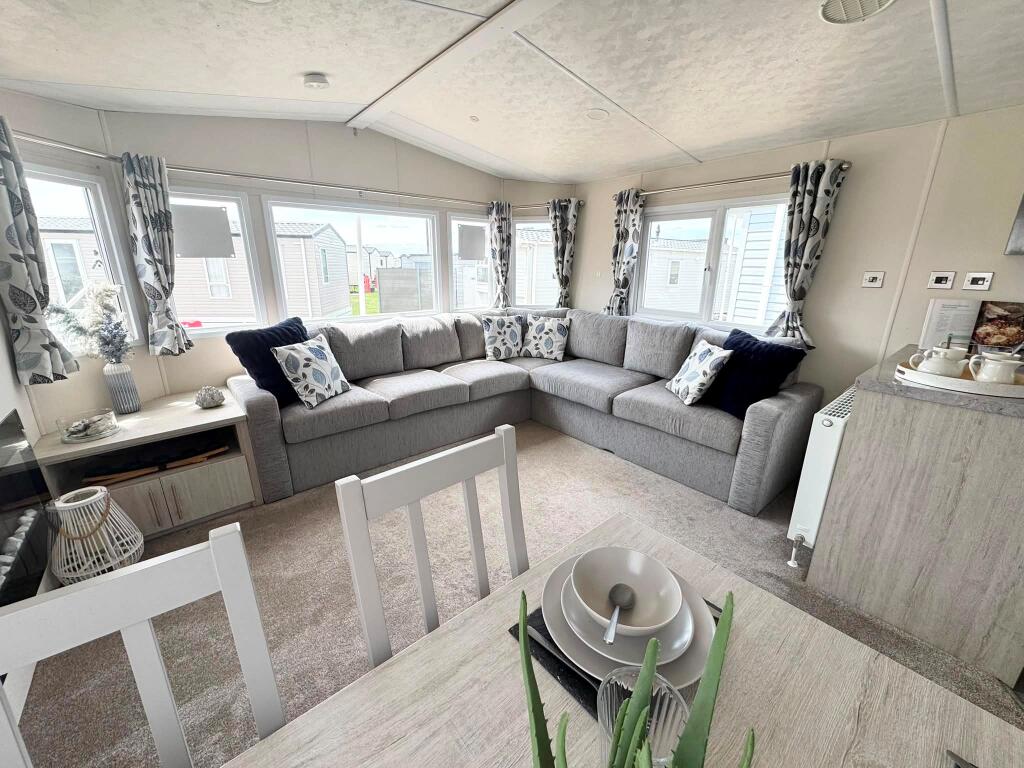 3-bed caravan on Delta Wadhurst, Alberta Holiday Park, Faversham Road, Whitstable, Kent, CT5 4BJ, £44,995