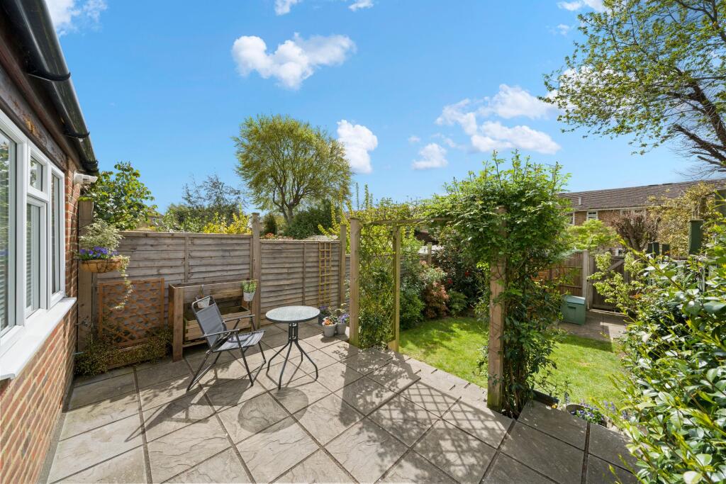 House in Elmbridge, Cobham - View 2