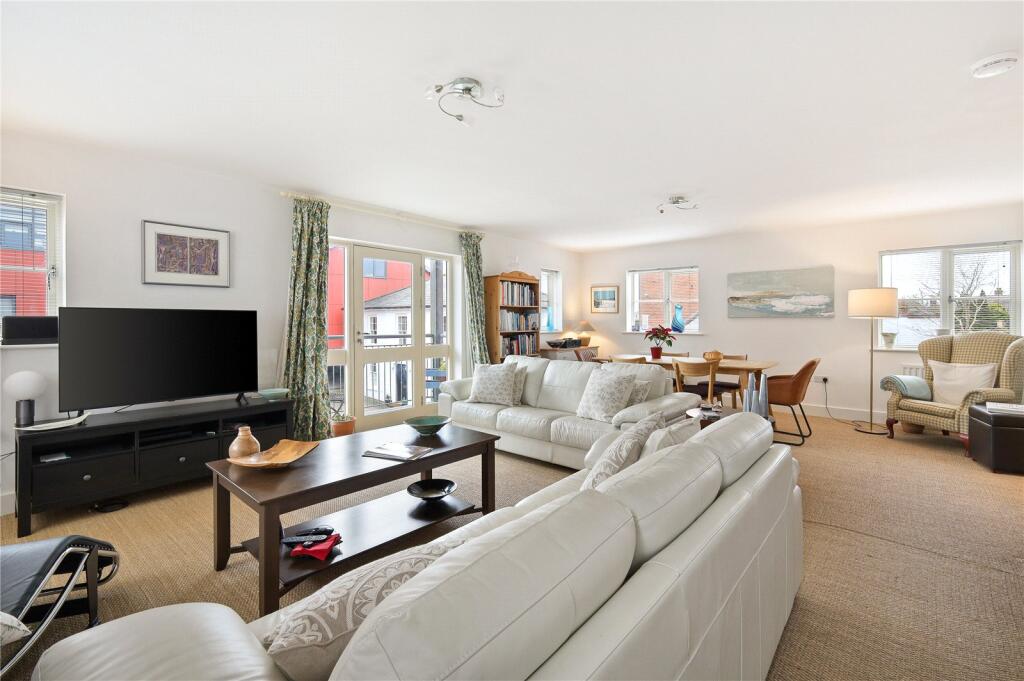 Apartment in Colchester - View 4