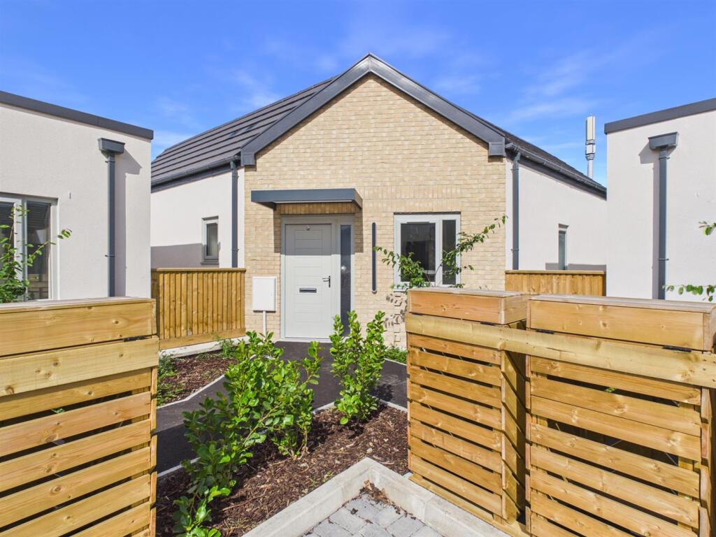 3-bed house on Cliff Britton Close, Tabernacle Road, Hanham, Bristol, £600,000