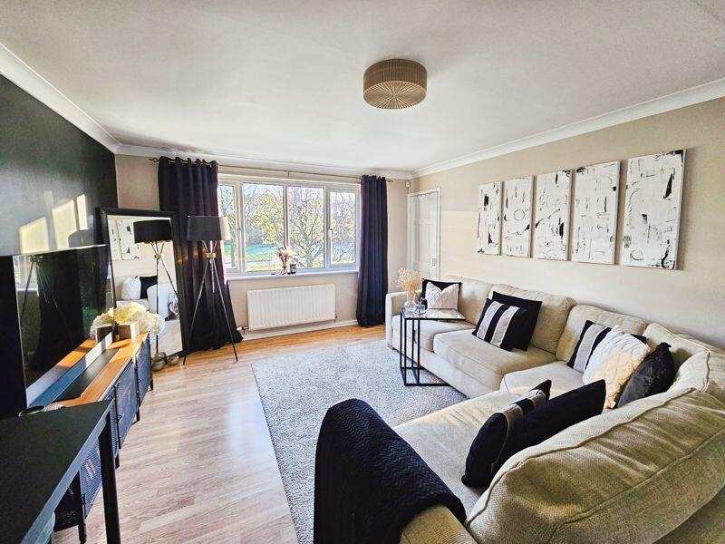 Huntingdon Drive, Cramlington photo 3