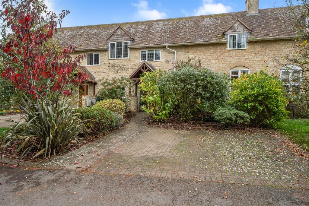 Main image of property: Spring Hill Road, Begbroke, Kidlington