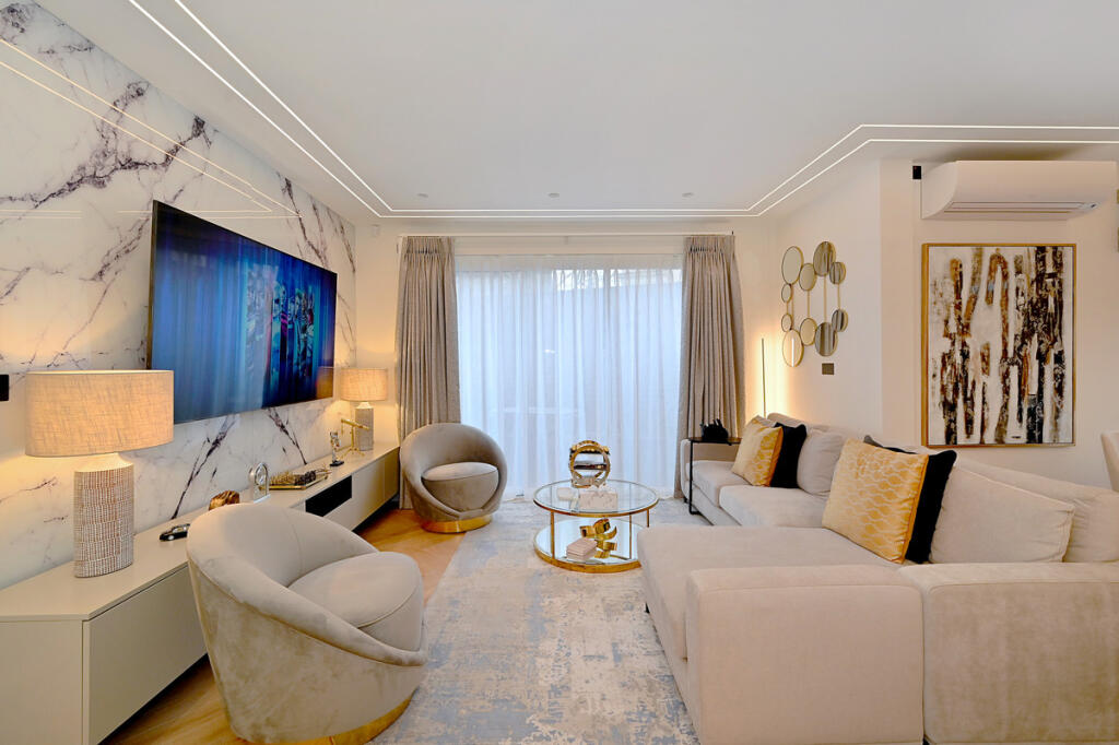 House in London - View 4