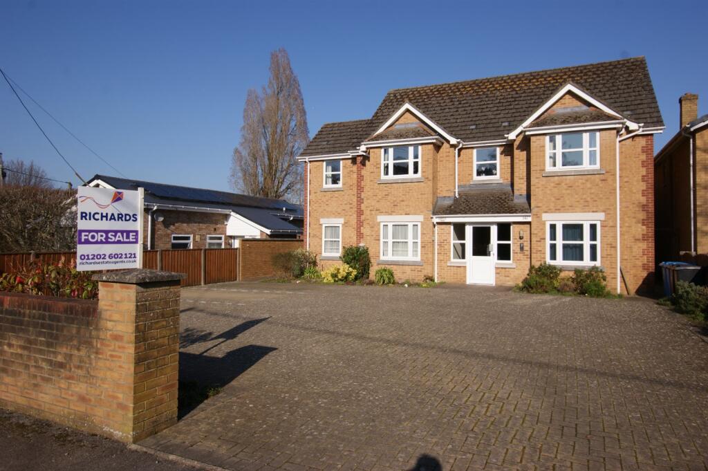Main image of property: Carters Lodge, 14b Grange Road, Broadstone, BH18