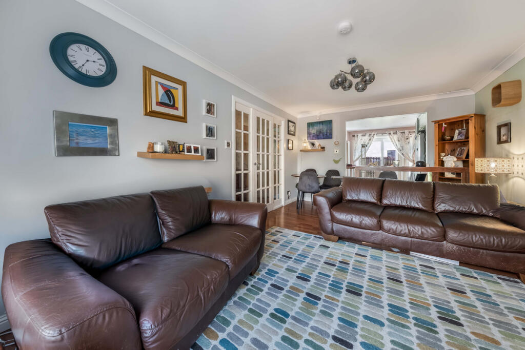 House in Dundee, Kirkton - View 3
