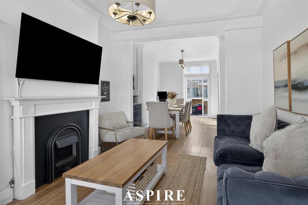 House in Southend-on-Sea, Essex - View 5