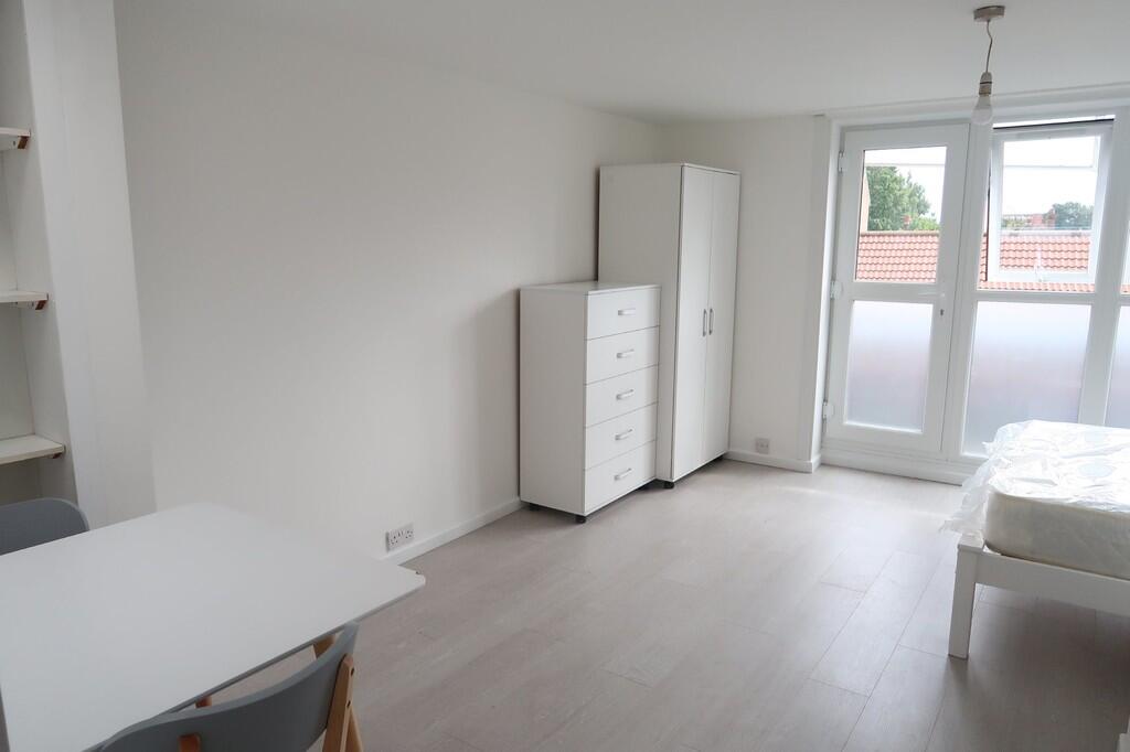 Main image of property: High Road, London
