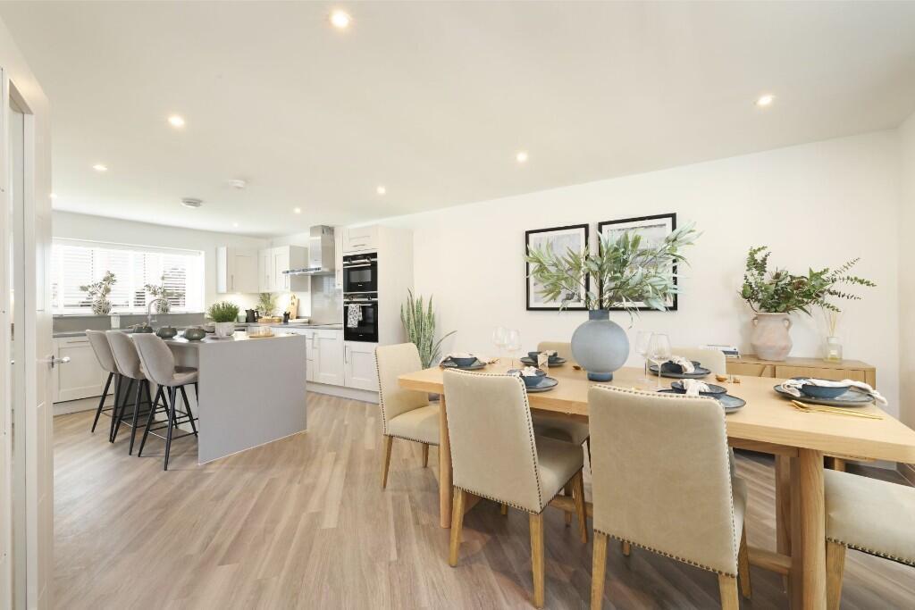House in Guildford - View 4