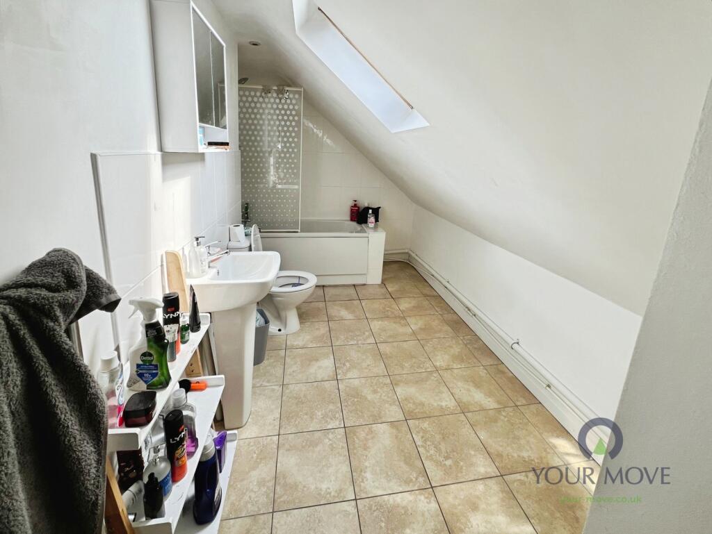 House in Wolverhampton - View 4