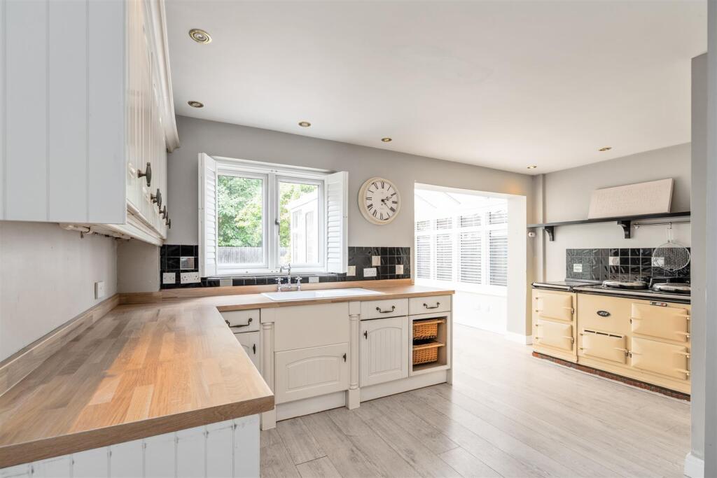 House in Warwick, Lapworth - View 2