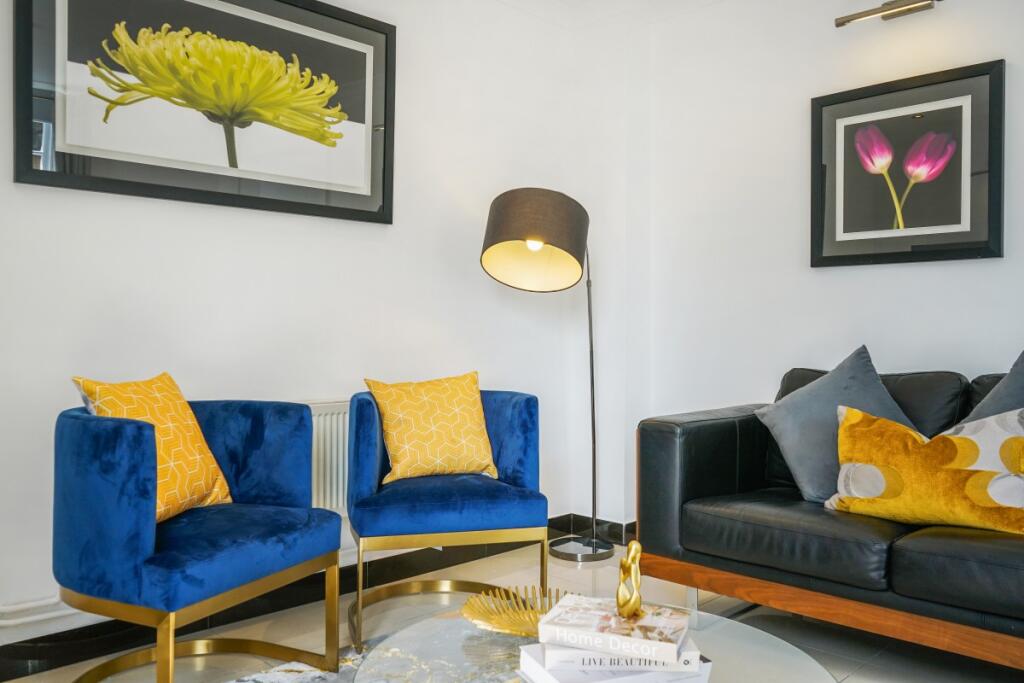 Apartment in London, City of Westminster - View 4