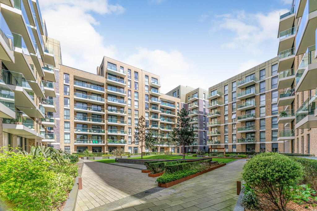 Main image of property: Queenshurst Square, Kingston upon Thames, KT2