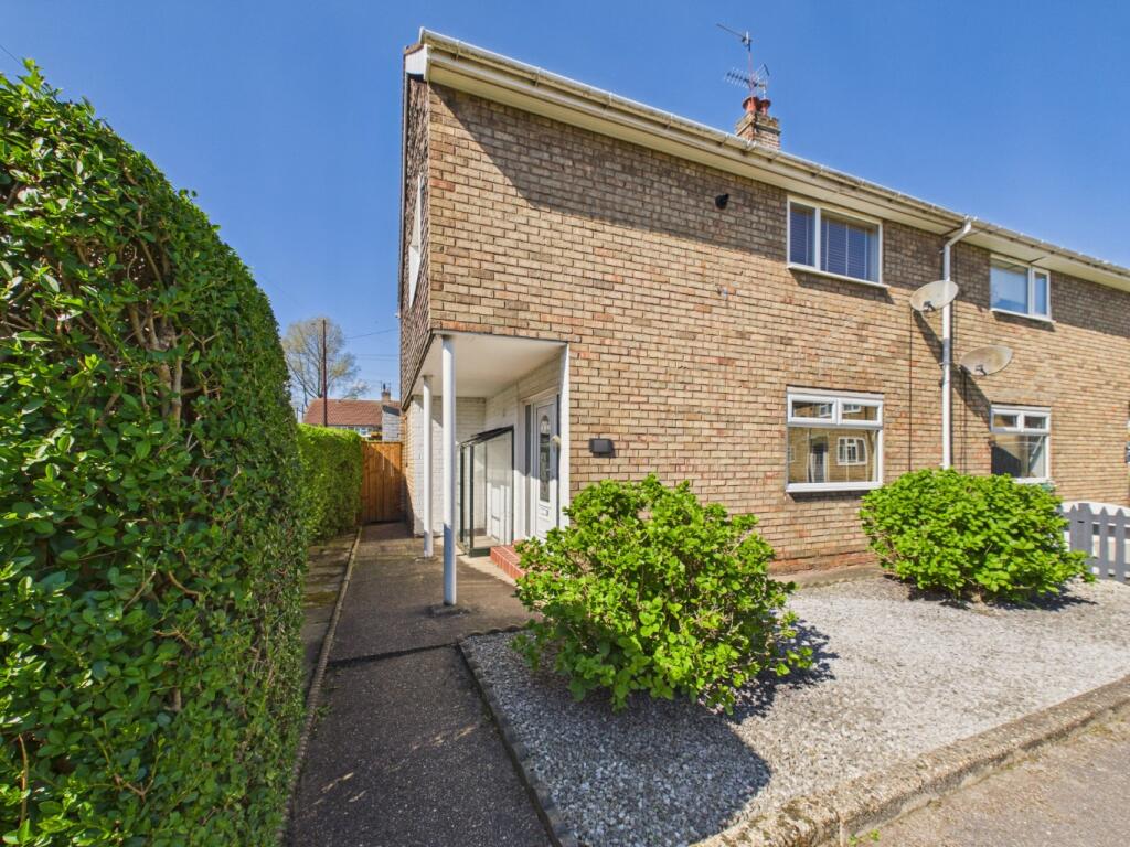 Main image of property: Asenby Walk, Hull, HU5 4SG