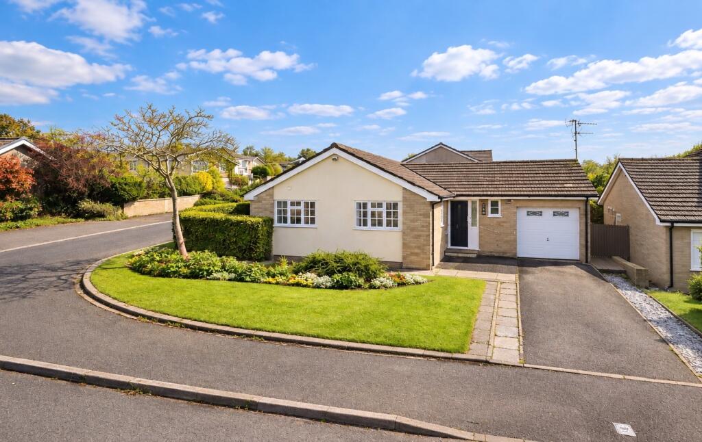 Main image of property: Piercefield Avenue, CHEPSTOW, NP16 5JB