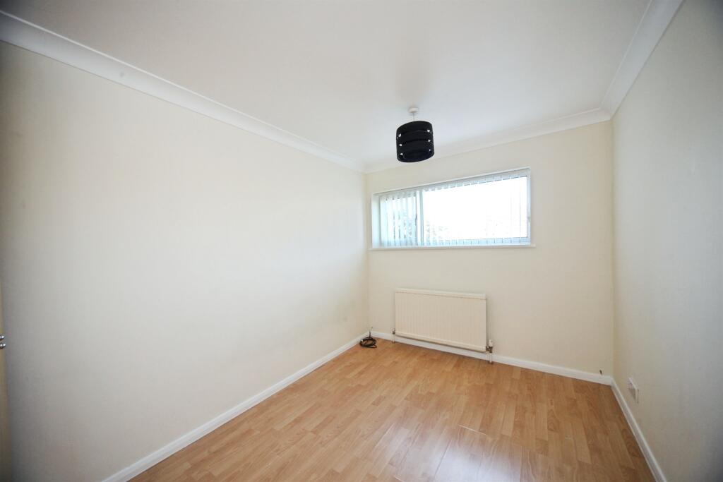 Capron Road, Luton photo 4