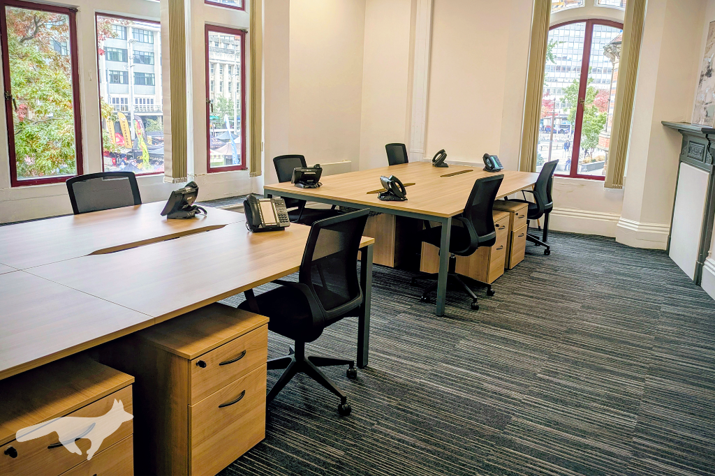 Office: Up to 8 Desks