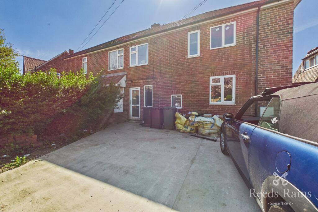 Main image of property: Rookhill Road, Pontefract, West Yorkshire, WF8