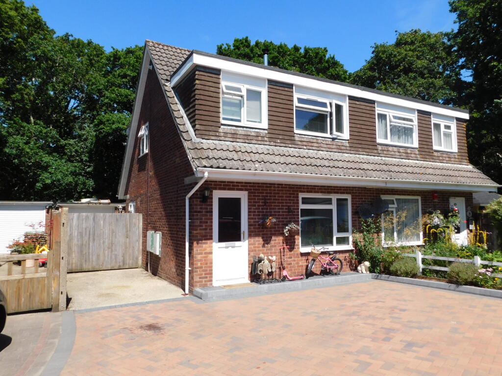 Main image of property: Huntingdon Gardens, Christchurch
