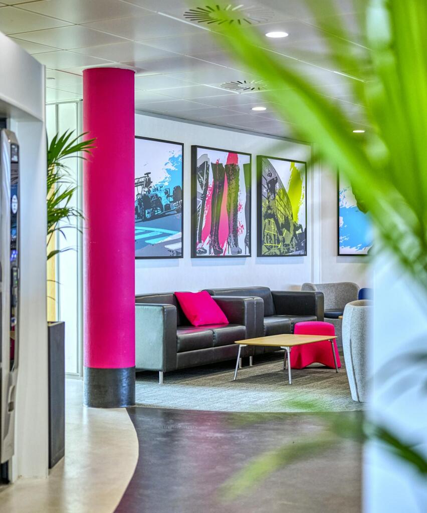 The Lakes Business Park Reception 1.jpg