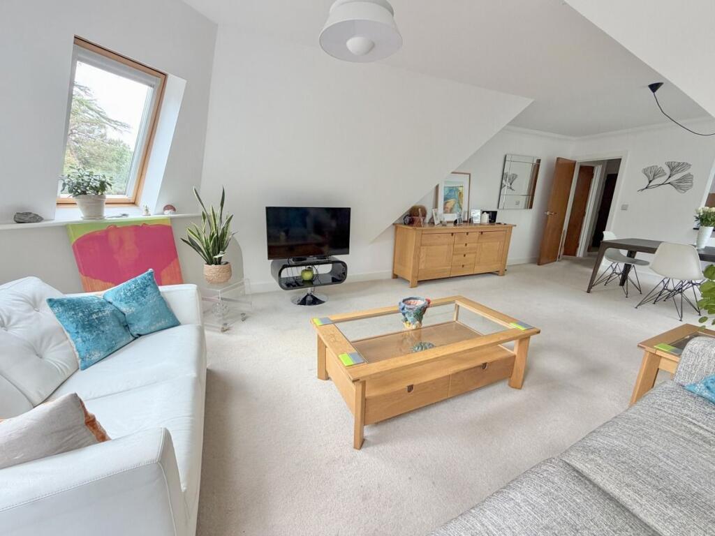 Apartment in Bournemouth, Branksome Park, Poole - View 4