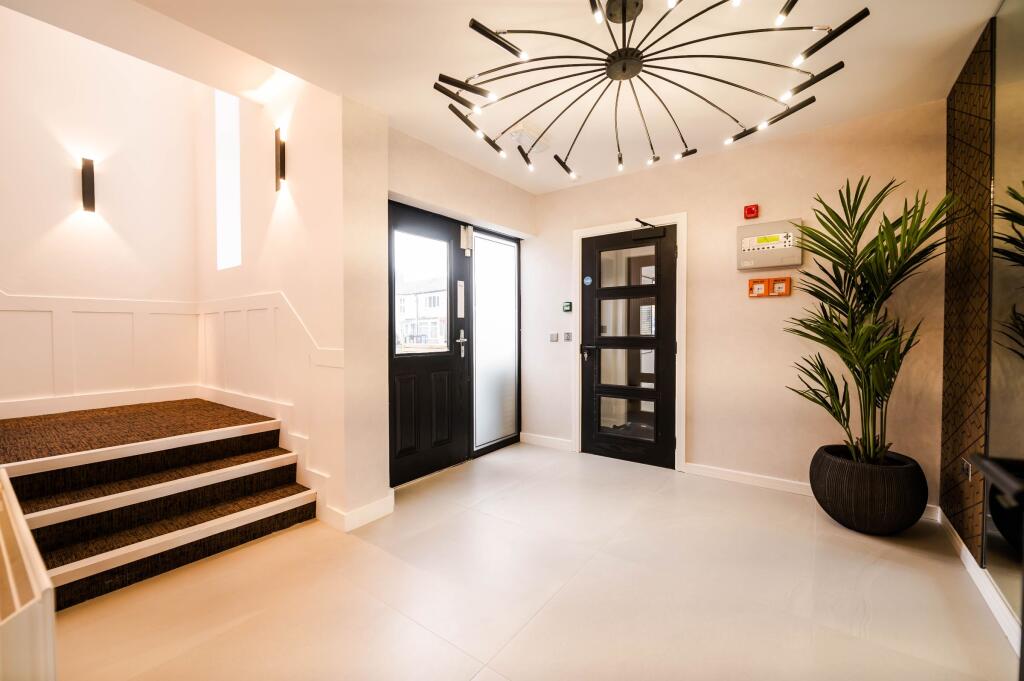 Main image of property: Flat, Stockport Road, Cheadle