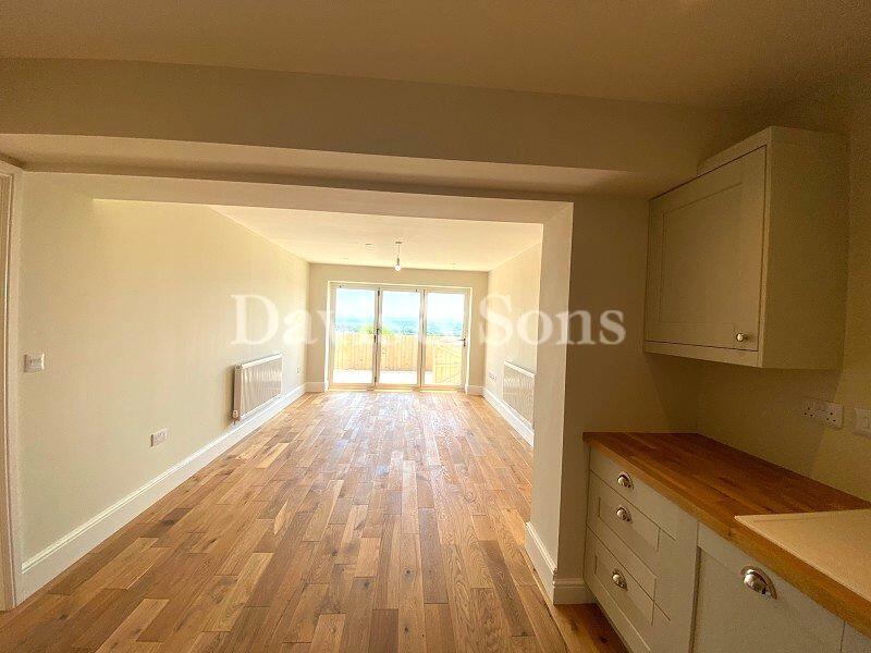 Clevedon Road, Newport. NP19 8LZ photo 2