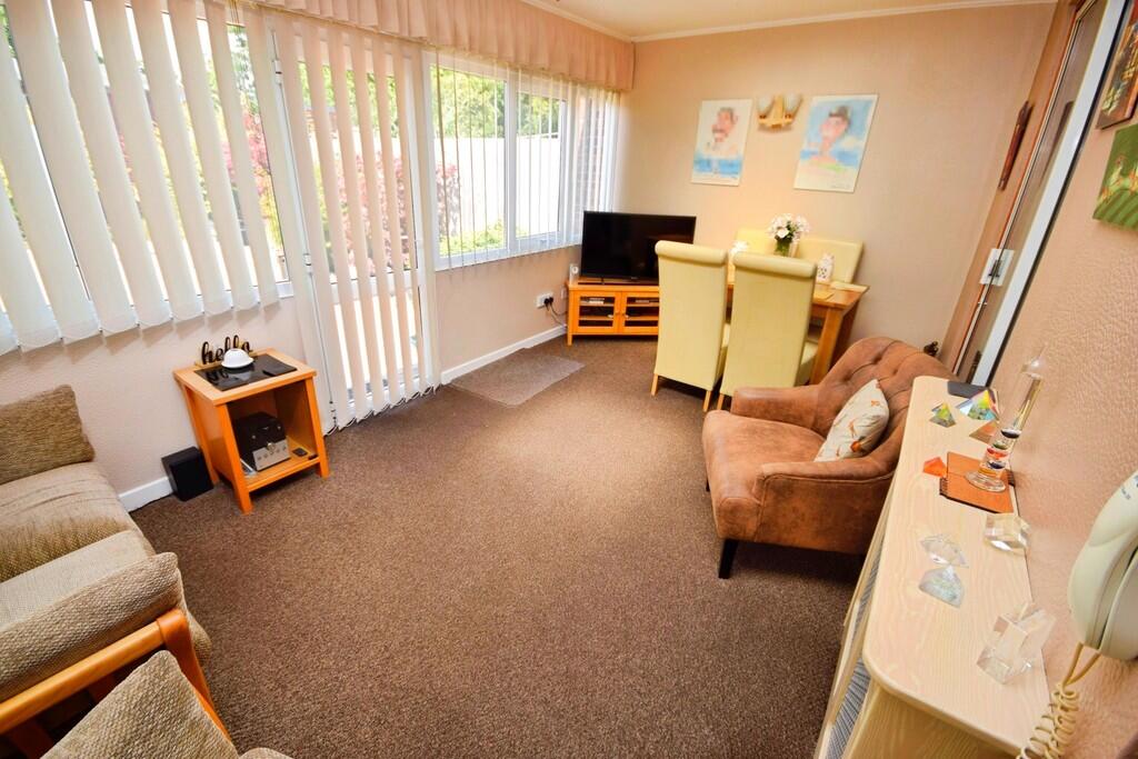 Highwood Avenue , Solihull photo 3