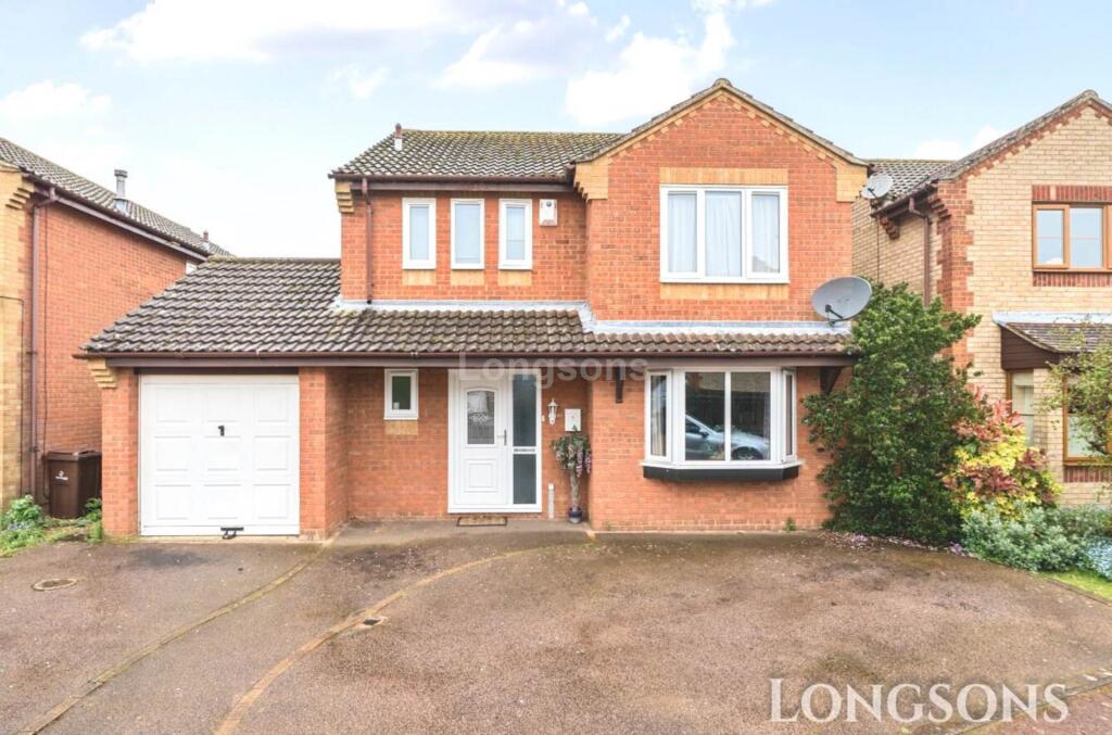 4-bed detached on Hunters Oak, Watton, £290,000