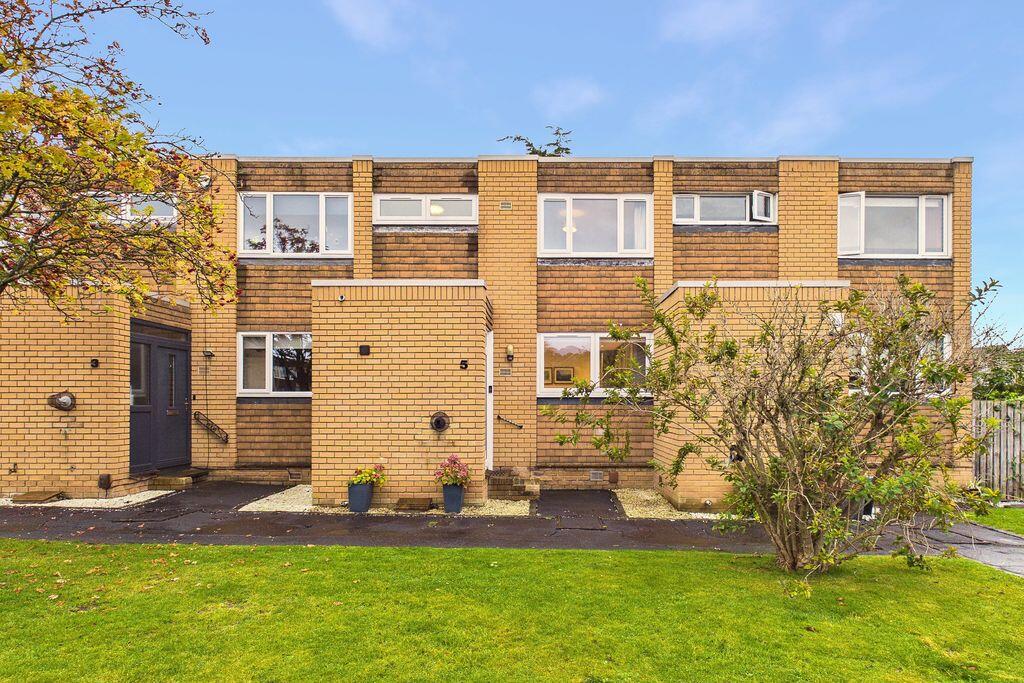 Main image of property: 5 Hillpark Loan, Blackhall, Edinburgh, EH4 7BH