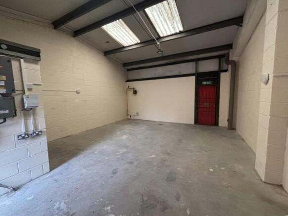38 Hirwaun.jpg