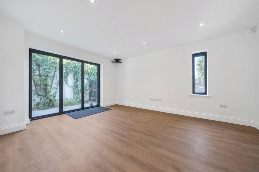 House in London - More