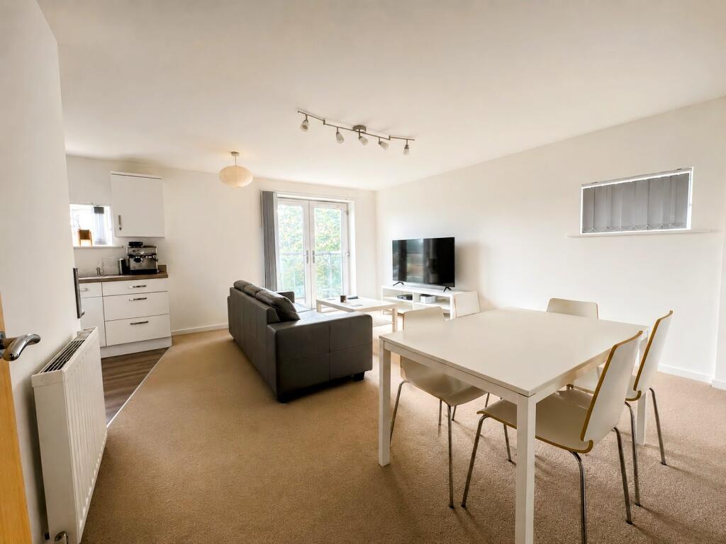 Main image of property: Spinner House, Salford, M5