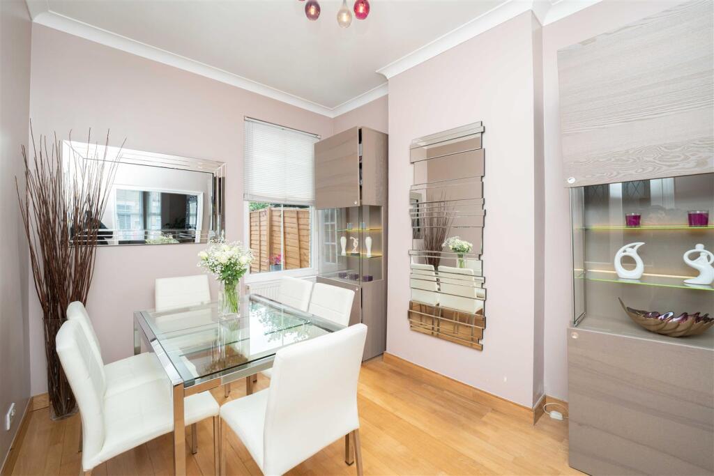 House in Brentford, London Borough of Hounslow - View 5