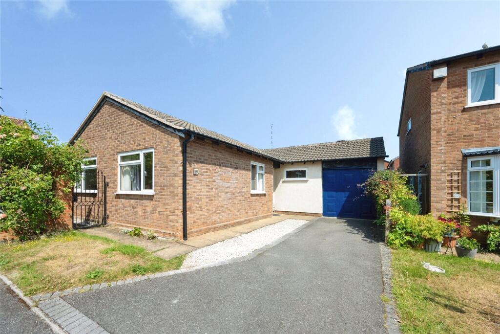 Main image of property: Dodd Avenue, Warwick, Warwickshire, CV34