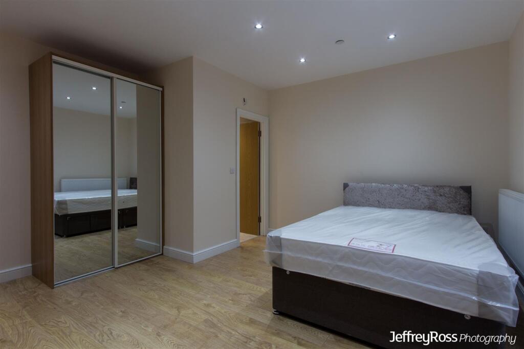 Colum Road, Cathays - View 5