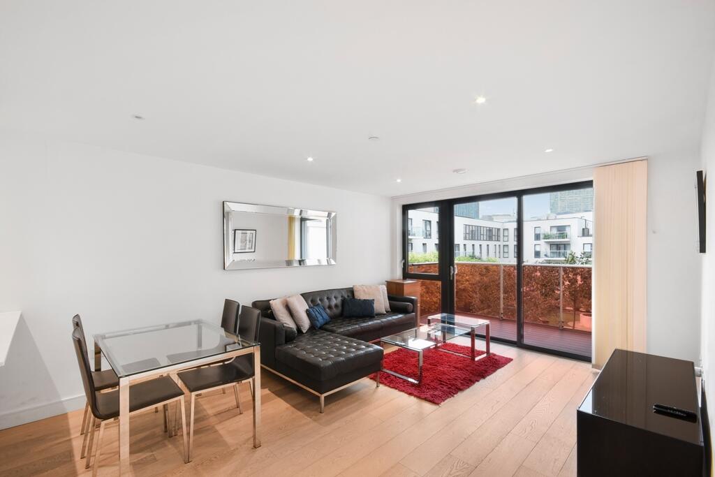 Main image of property: Kensington Apartments, Commercial Street, E1