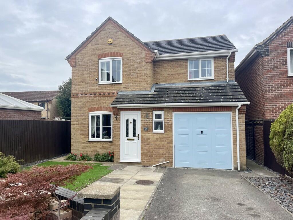 3-bed detached on Lodington Court, Horncastle, £235,000