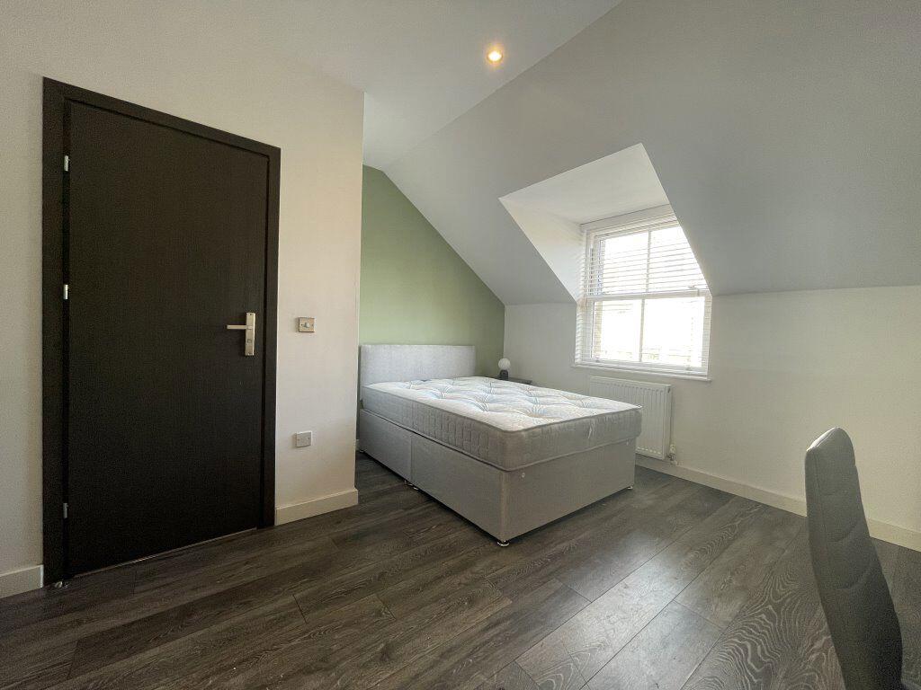 Main image of property: Room 4 Ft 6, Priestgate, Peterborough, PE1 1JL