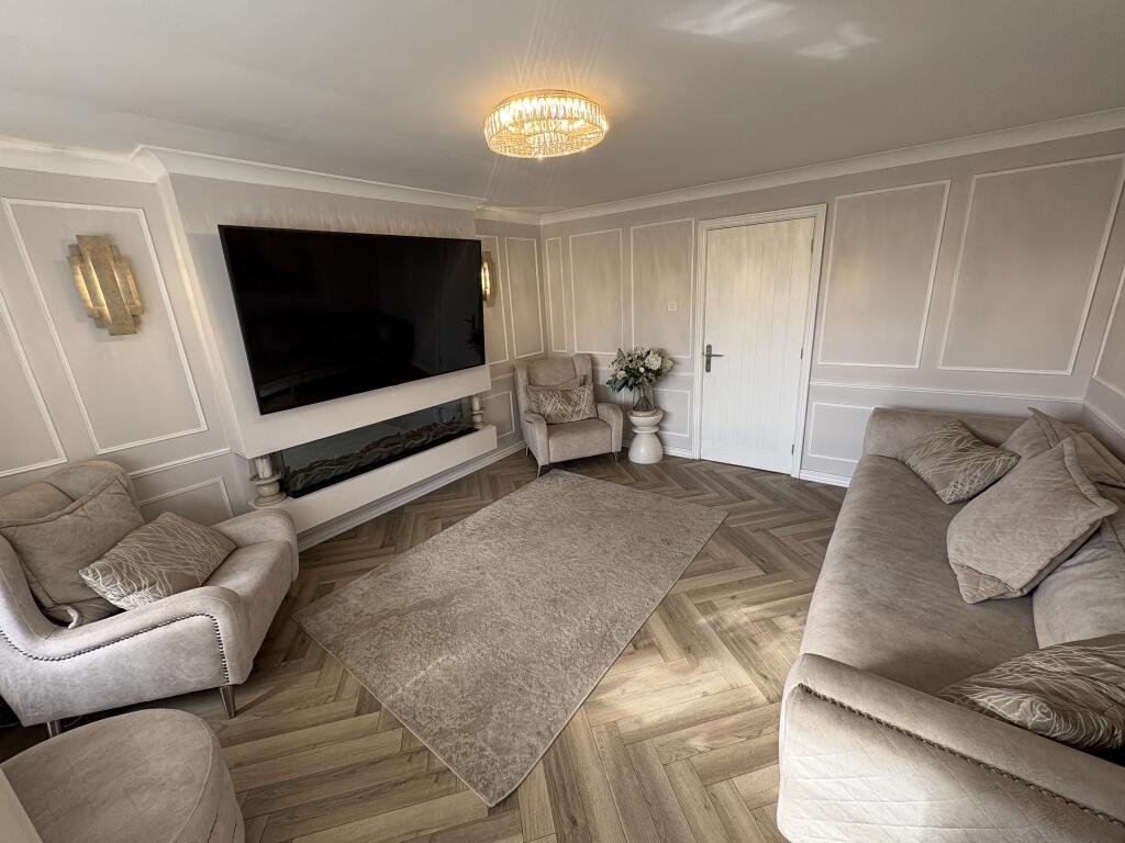 House in Stoke-on-Trent - View 5