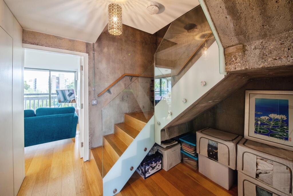 Apartment in Sheffield, South Yorkshire - View 4