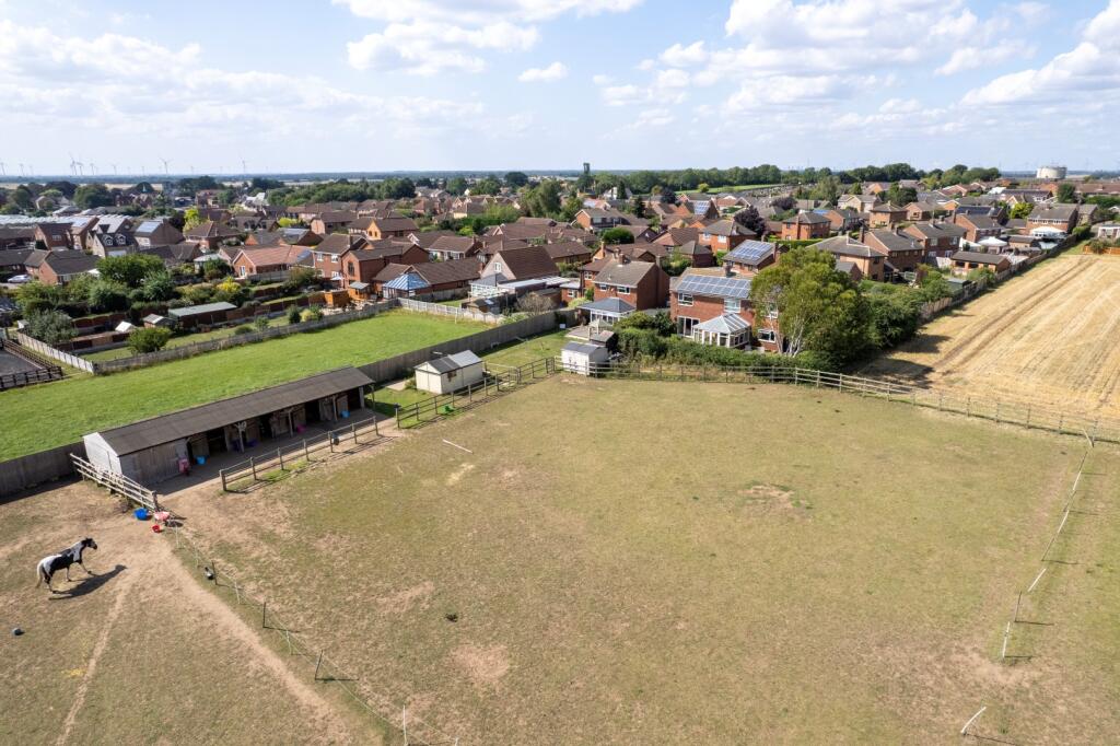 House in Doncaster, Crowle and Ealand - View 4