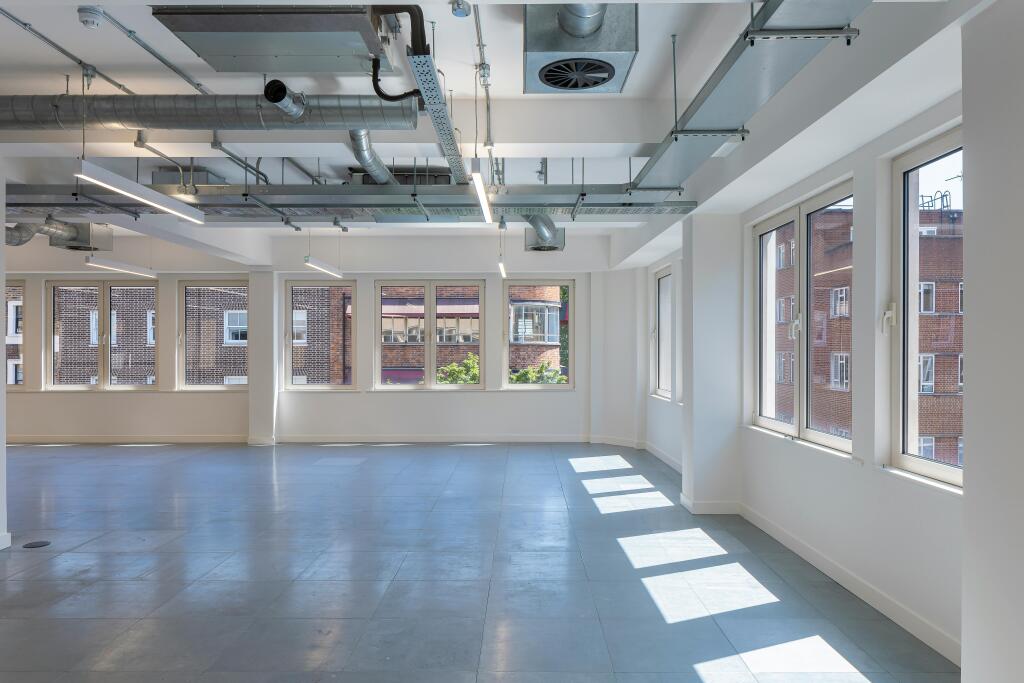 _T3A8520 - 260526_E&amp;A_Whitfield_Court_©_Peter Landers Photography - Large.jpg