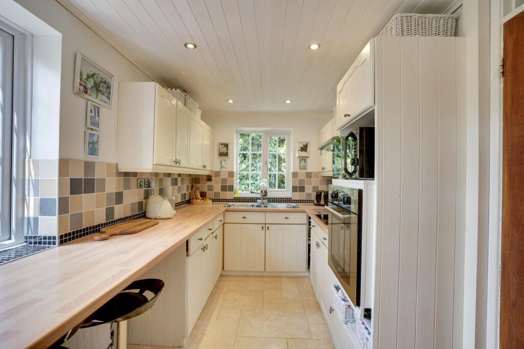 Bridge Street, Moulton, CB8 - View 5